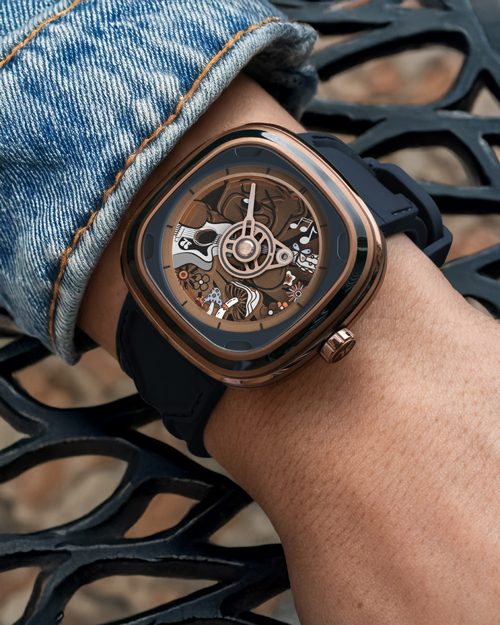 SEVENFRIDAY_WATCH_T_Series_T2_08RileyMusic_LIFESTYLESHOT_1 resize